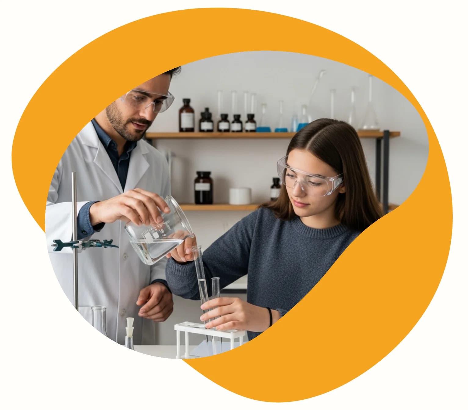 Professeure qui accompagne son élève durant un cours à domicile de physique à Saint-Germain-en-Laye