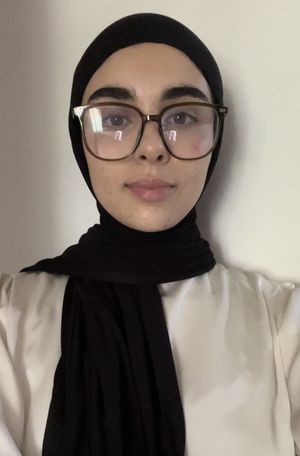 Eva prof de cours-particuliers d'education civique à Levallois-Perret