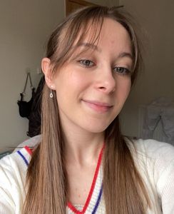 Violette professeur particulier Anglais Groupe Réussite