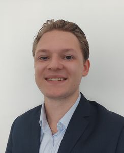 Julien professeur particulier Maths Groupe Réussite