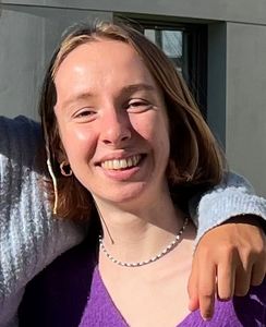 Claire professeur particulier Maths Groupe Réussite