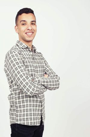 Othman prof de cours-particuliers de management à Levallois-Perret