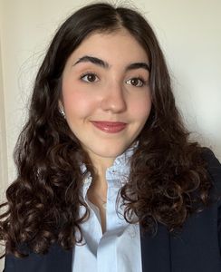 Mina professeur particulier Maths Groupe Réussite