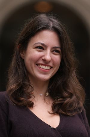 Eve prof de cours-particuliers de sciences politiques à Paris 16e