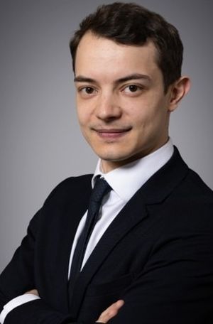 Damien prof de cours-particuliers de droit à Paris 17e