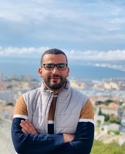 Ishak professeur particulier Anglais Groupe Réussite