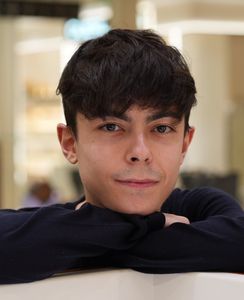 Adrien professeur particulier Marketing Groupe Réussite