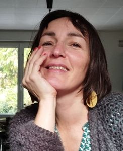 Nina professeur particulier Français Groupe Réussite