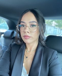 Amel professeur particulier Géopolitique Groupe Réussite