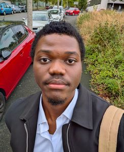 Franky Junior professeur particulier Informatique Groupe Réussite