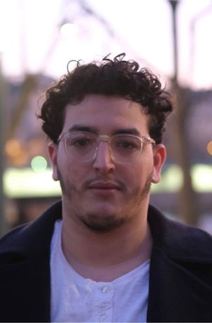 Akli prof de cours-particuliers de maths à Paris 8e