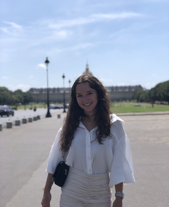 Laurie professeur particulier Économie Groupe Réussite