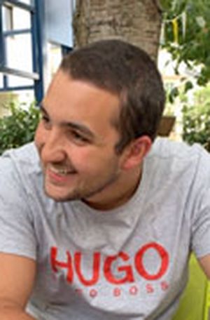Antoine prof de cours-particuliers de français à Louviers