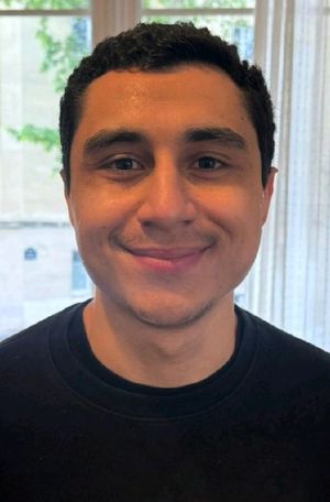 Alexandre prof de cours-particuliers d'histoire-géographie à Ivry-sur-Seine