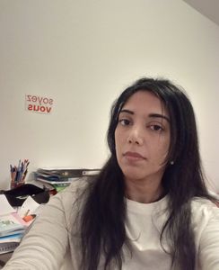 Zarine professeur particulier Français Groupe Réussite