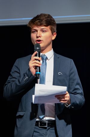 Antoine prof de cours-particuliers d'anglais à Saint-Avé