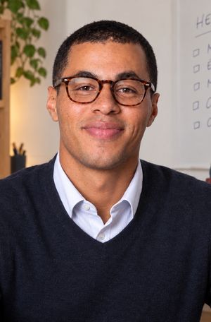 Paul prof de cours-particuliers de sciences politiques à Paris 16e