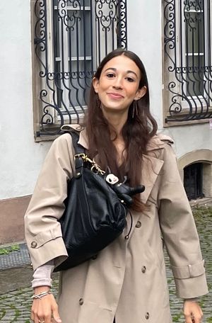Diane prof de cours-particuliers d'anglais à Béziers