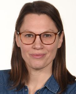 Astrid professeur particulier FLE Groupe Réussite
