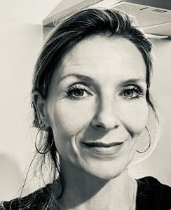 Myriam professeur particulier Français Groupe Réussite