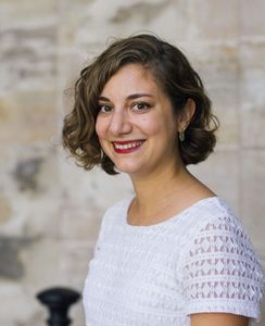 Inès professeur particulier Anglais Groupe Réussite