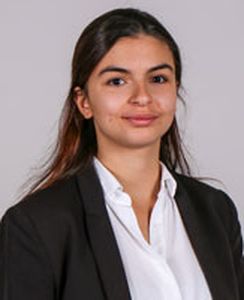 Inès professeur particulier Maths Groupe Réussite