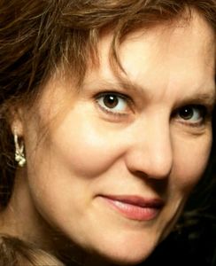 Veronika professeur particulier Piano Groupe Réussite