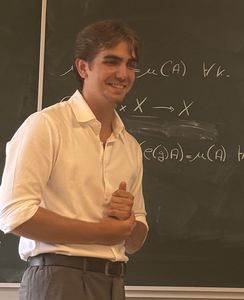 Grégory professeur particulier Maths Groupe Réussite