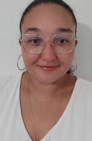 Floriane prof de cours-particuliers de droit des contrats