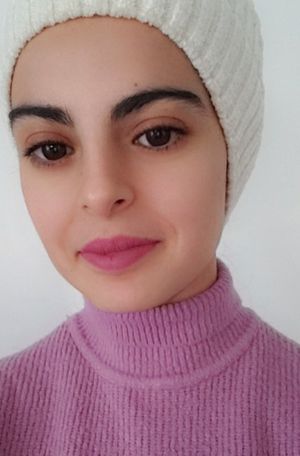 Oumaima prof de cours-particuliers de français à Maubeuge