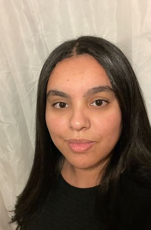 Yamina prof de cours-particuliers de SVT à Bourg-la-Reine