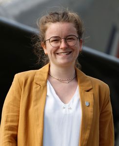 Flore professeur particulier Informatique Groupe Réussite