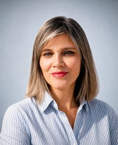 Anisa professeur particulier Français Groupe Réussite