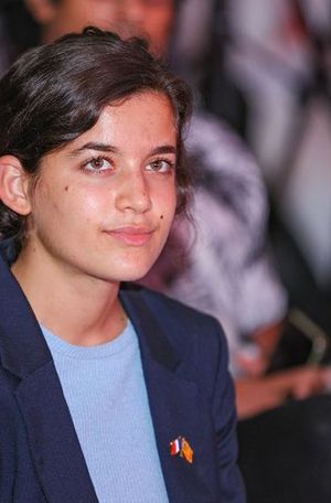 Rita prof de cours-particuliers de sciences politiques à Troyes