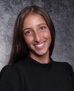 Yasmine professeur particulier Sciences Politiques Groupe Réussite