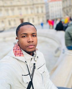 Abdoul professeur particulier Maths Groupe Réussite