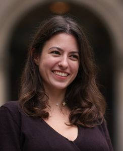 Eve professeur particulier Français Groupe Réussite