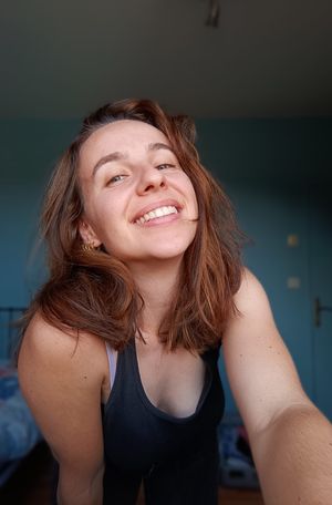 Clara prof de cours-particuliers à Toulon