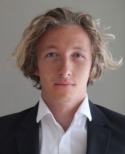 Luc professeur particulier Géopolitique Groupe Réussite
