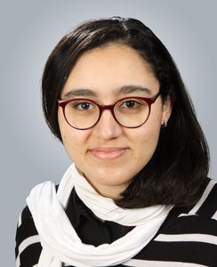 Yasmine professeur particulier Maths Groupe Réussite