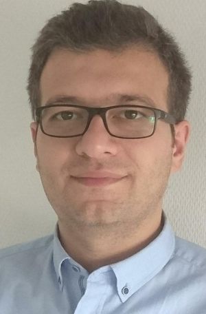 Farshid prof de cours-particuliers d'informatique à Lyon 8e