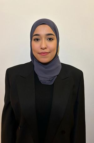 Feriel prof de cours-particuliers d'arabe