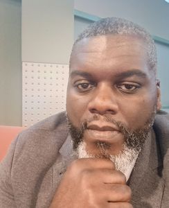 Wilfried professeur particulier Français Groupe Réussite