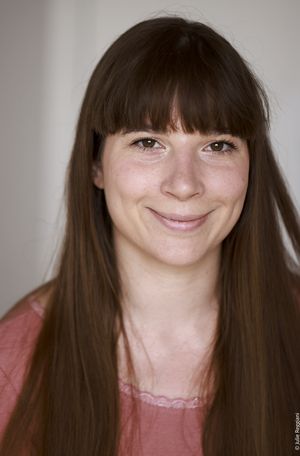 Hélène prof de cours-particuliers de théâtre