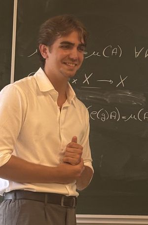 Grégory prof de cours-particuliers en DSCG