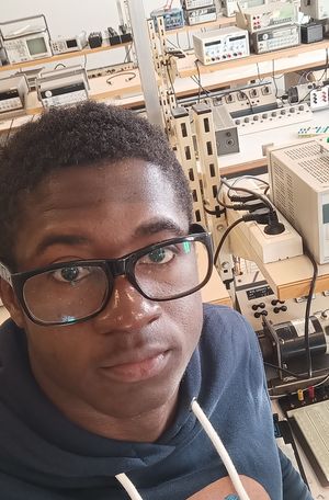 Yvan junior prof de cours-particuliers de maths à Calais