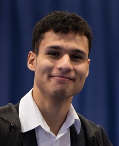 Farès professeur particulier Informatique Groupe Réussite
