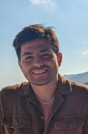 Bernardo prof de cours-particuliers d'informatique à Vierzon