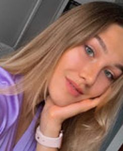 Yekaterina professeur particulier Russe Groupe Réussite