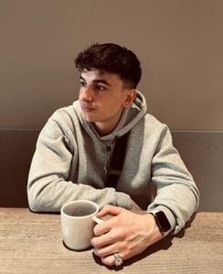 Quentin professeur particulier Physique-chimie Groupe Réussite
